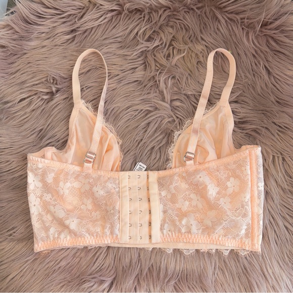 Victoria's Secret Dream Angels Unlined Lace Plunge Bra Peach 36D NWT - Picture 5 of 7